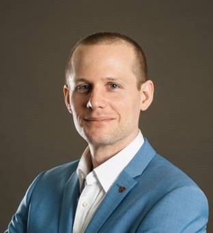 Dr. Daniel Schanne